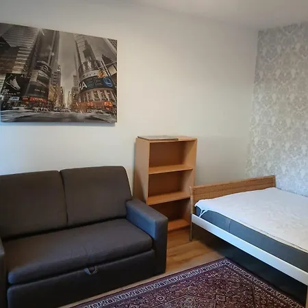 Biedronka- Samodzielny Dla 3 Osob Z Miejscem Parkingowym Séjour chez l'habitant